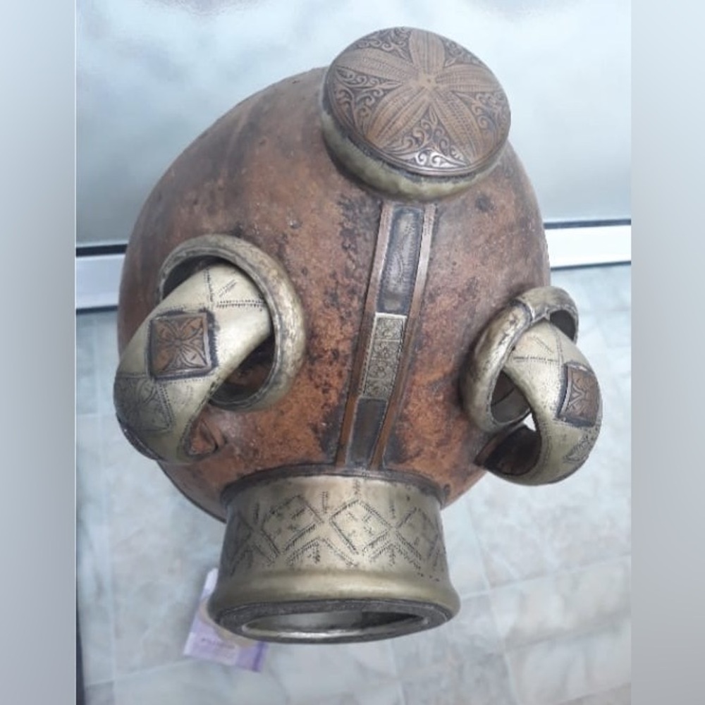 Beautiful Vintage Moroccan butter churn made of clay and copper - Picture 2 of 11